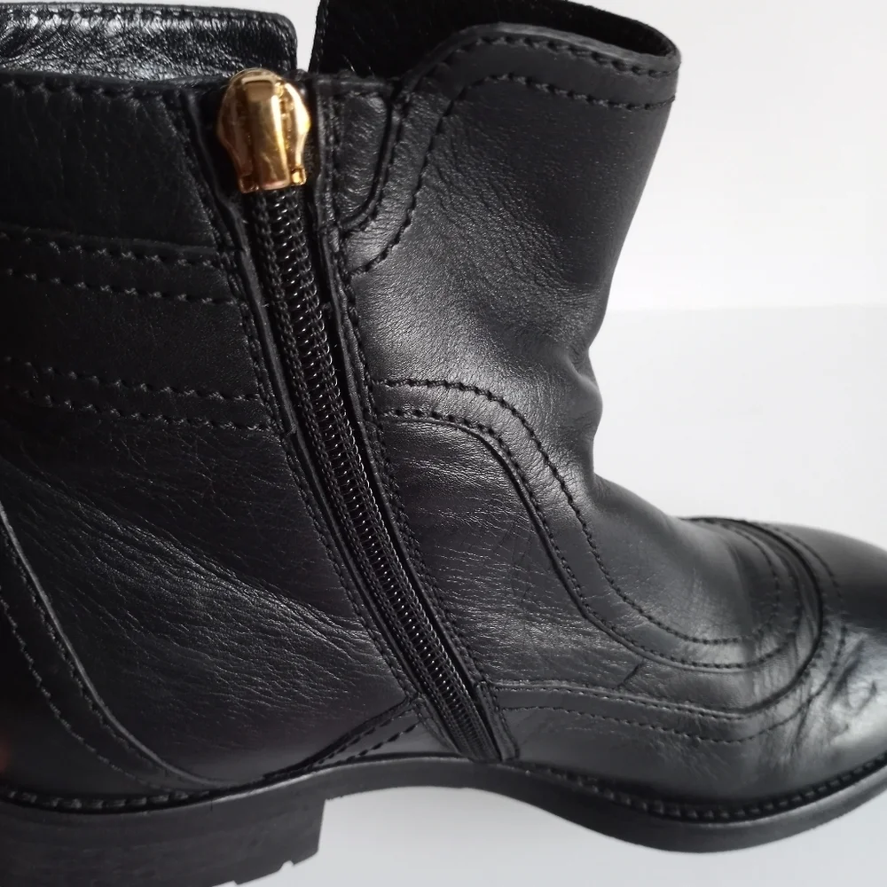 JIMMY CHOO BRYLEE BLACK LEATHER BUCKLE MOTO BIKER